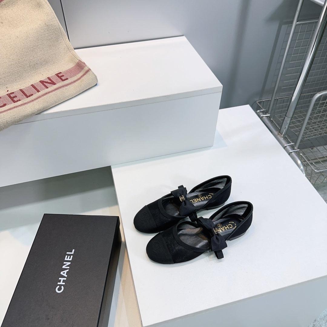 CHANEL FLAT MARY JANE SHOES 25S IN BLACK MESH FABRIC EMBOSSED LOGO WITH BOW - 35