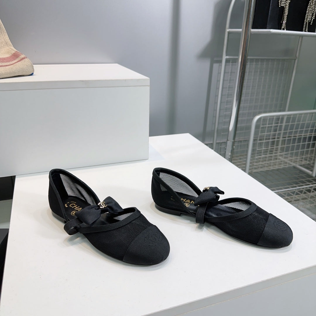CHANEL FLAT MARY JANE SHOES 25S IN BLACK MESH FABRIC EMBOSSED LOGO WITH BOW - 35