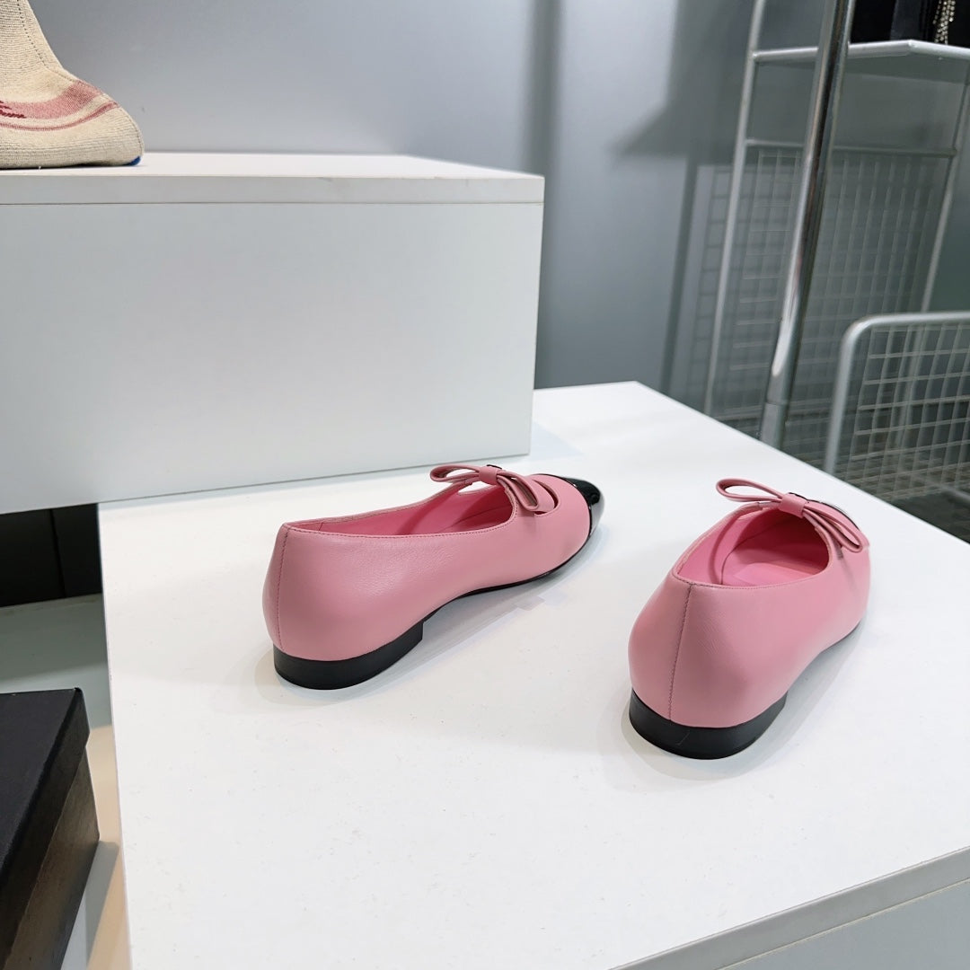CHANEL FLAT MARY JANE SHOES 25S IN PINK LAMBSKIN MIX BLACK GLOSSY WITH BOW - 35