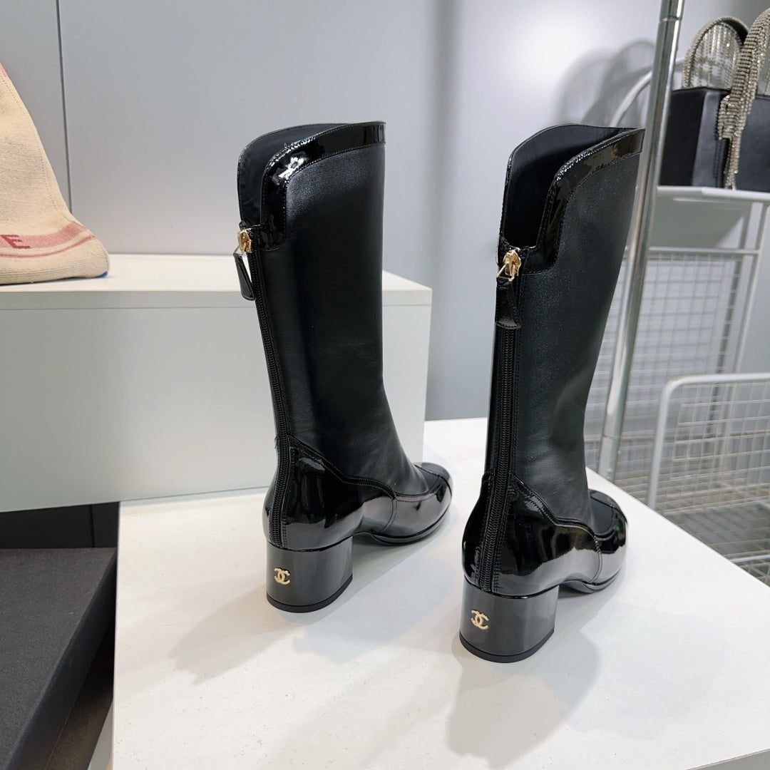 CHANEL SHORT BOOTS 25S 45 MM IN BLACK LAMBSKIN - 35