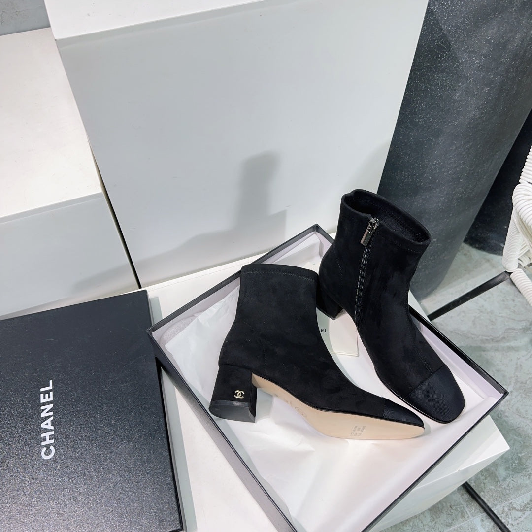 CHANEL ANKLE BOOTS 25S 45 MM IN BLACK SUEDE WITH ZIPPER - 35