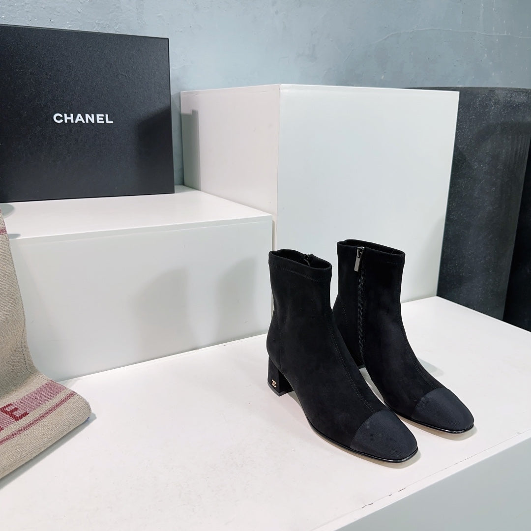 CHANEL ANKLE BOOTS 25S 45 MM IN BLACK SUEDE WITH ZIPPER - 35