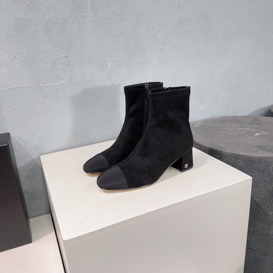 CHANEL ANKLE BOOTS 25S 45 MM IN BLACK SUEDE WITH ZIPPER - 35