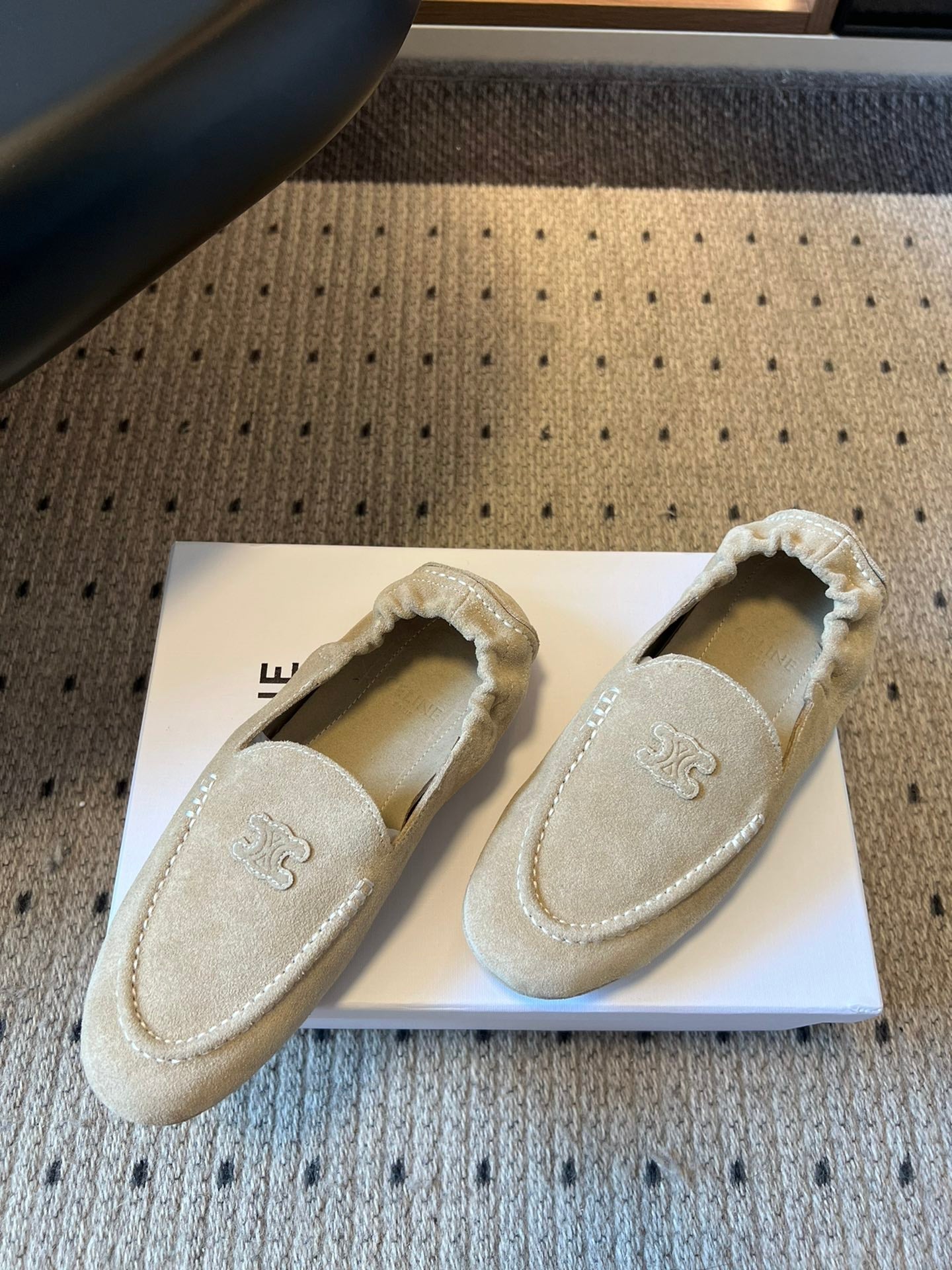 CELINE 25S LOAFERS FLAT IN LIGHT BROWN SUEDE - 35