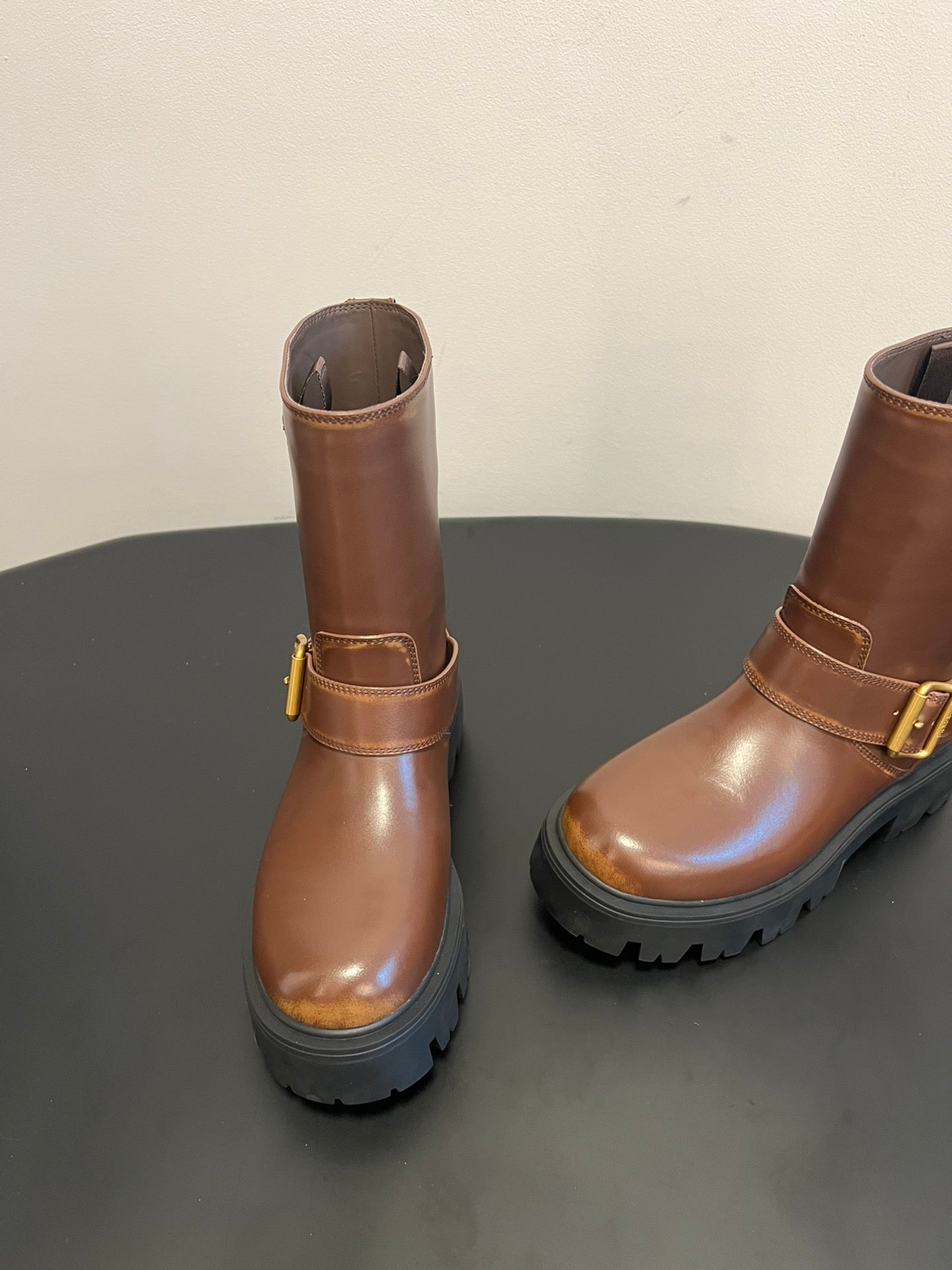 PRADA 25S PLATFORM ANKLE BOOTS IN BROWN CALFSKIN WITH GOLD HARDWARE - 35