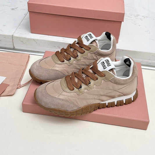 КРОСІВКИ MIUMIU 26S З КОРИЧНЕВОЇ ТКАНИНИ ТА ЗАМШІ