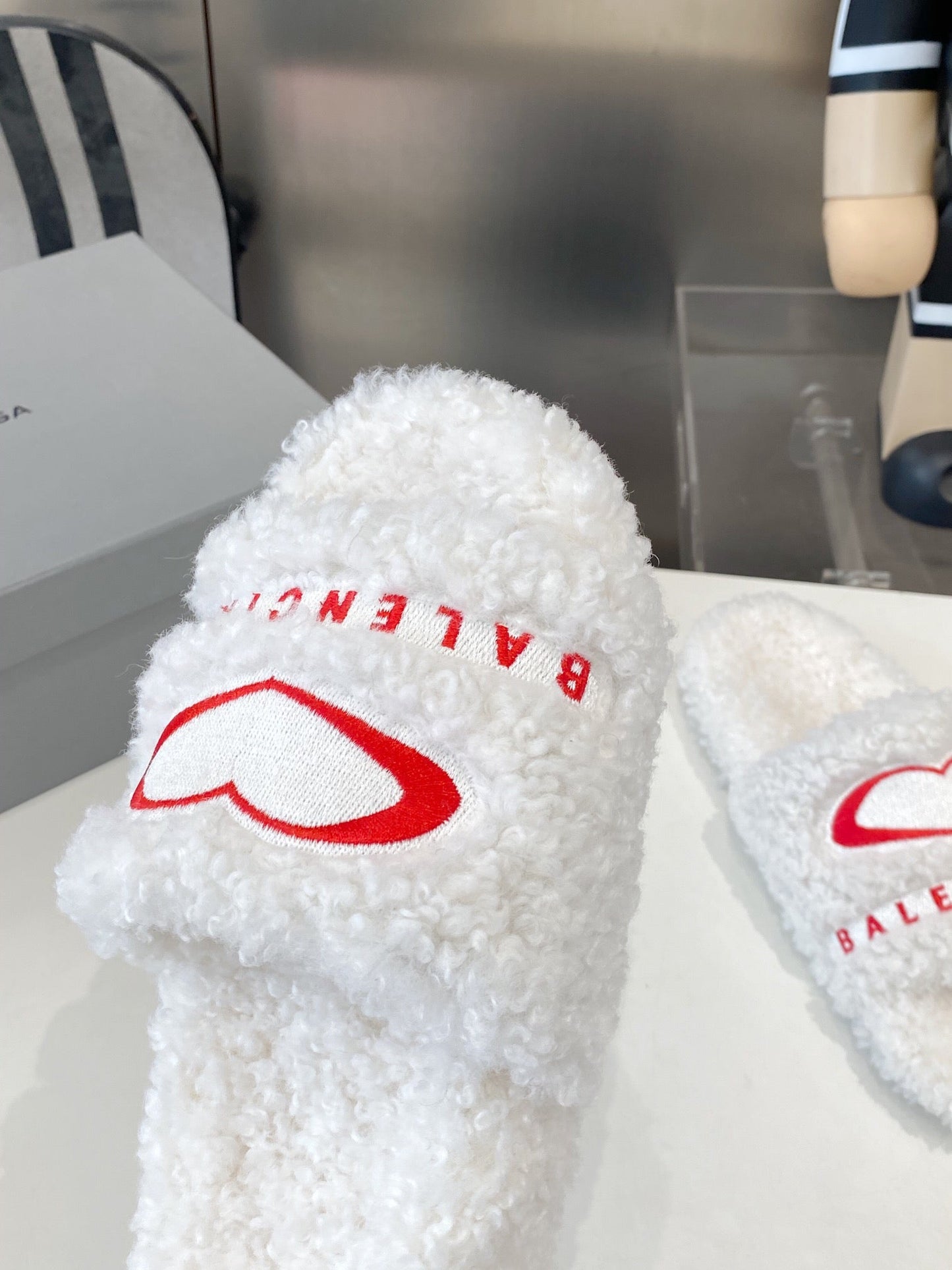 BALENCIAGA 25S FLAT SLIPPERS IN WHITE WOOL - 35