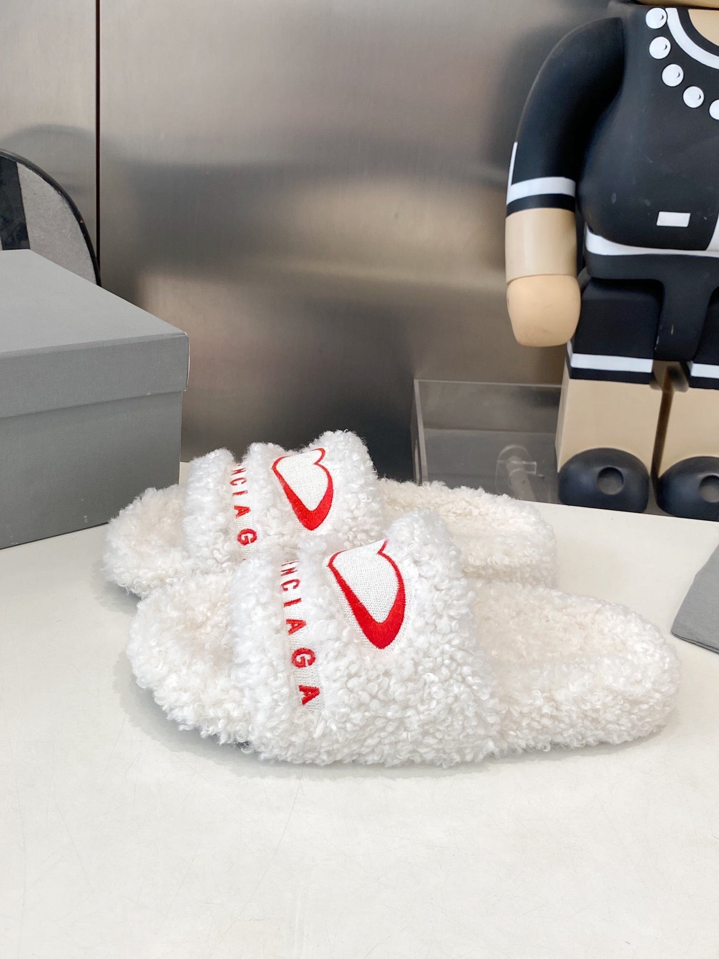 BALENCIAGA 25S FLAT SLIPPERS IN WHITE WOOL - 35