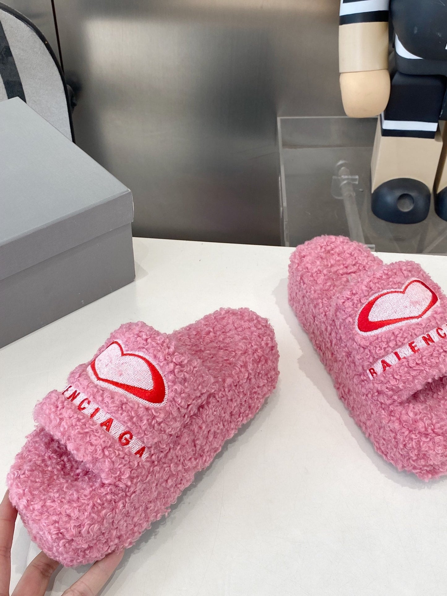 BALENCIAGA 25S SLIPPERS IN PINK MIX RED WOOL - 35