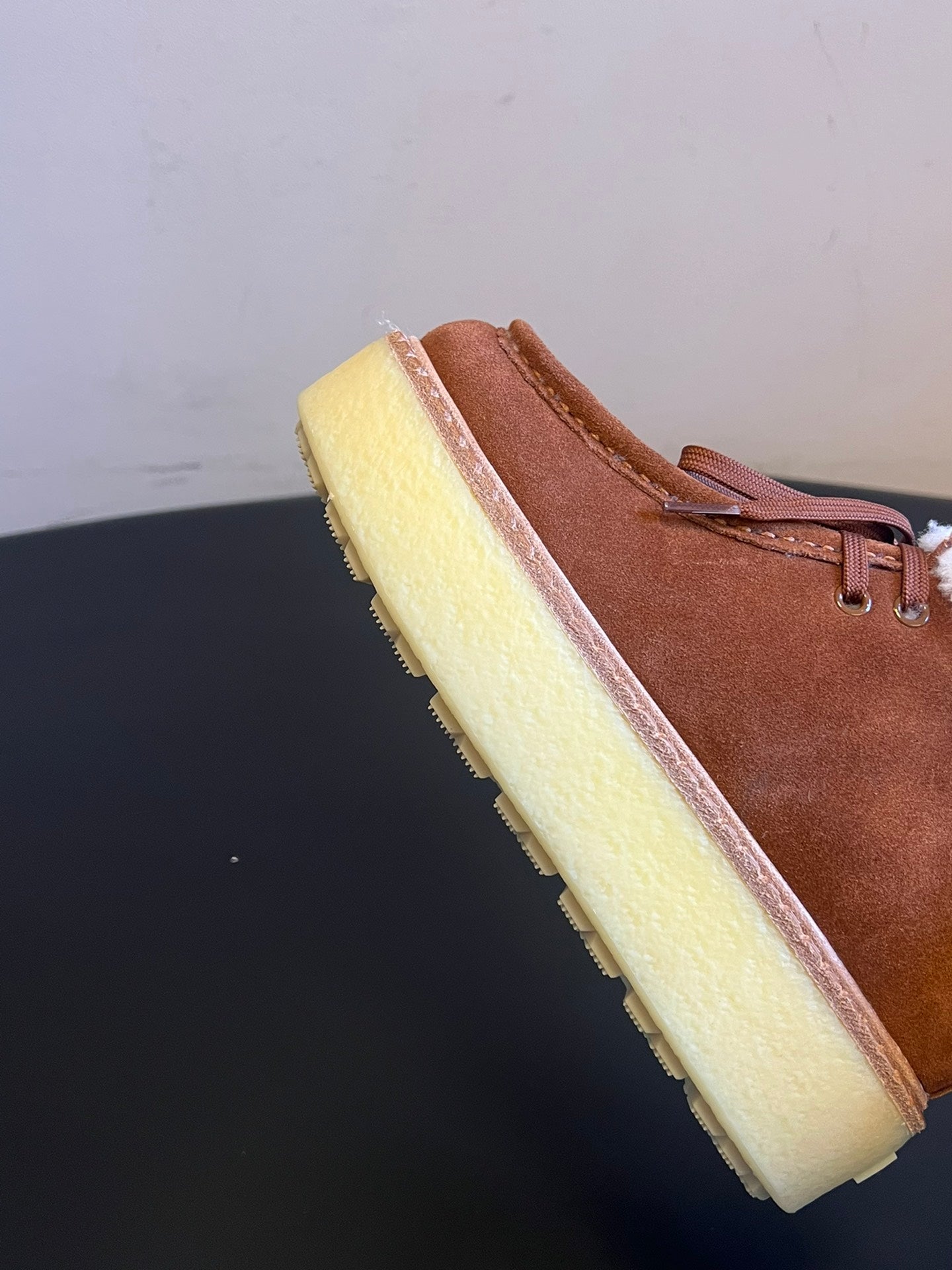 PRADA 25S HIGH-TOP SHOES 40 MM IN BROWN SUEDE SHEARLING-LINED - 35