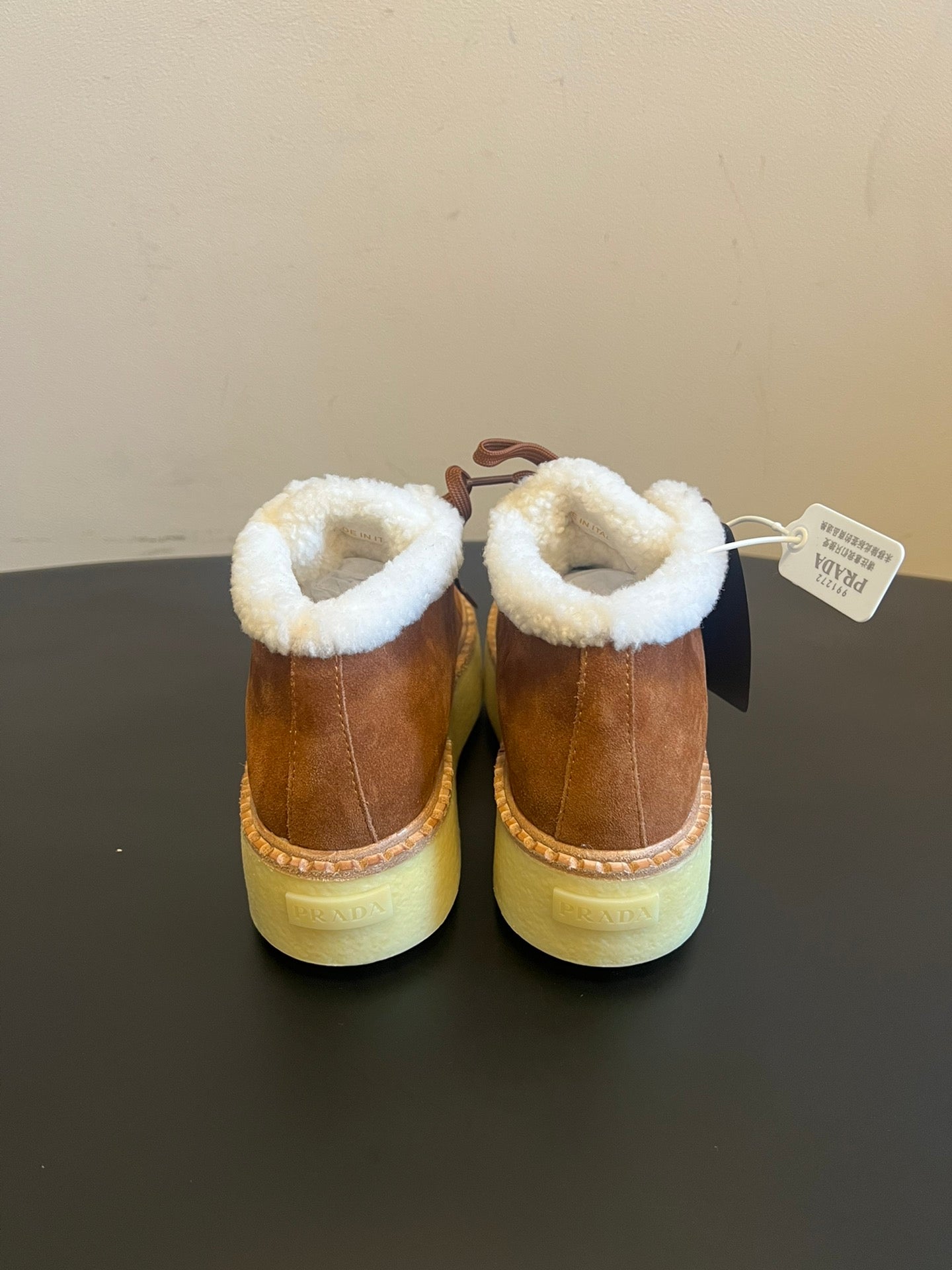 PRADA 25S HIGH-TOP SHOES 40 MM IN BROWN SUEDE SHEARLING-LINED - 35