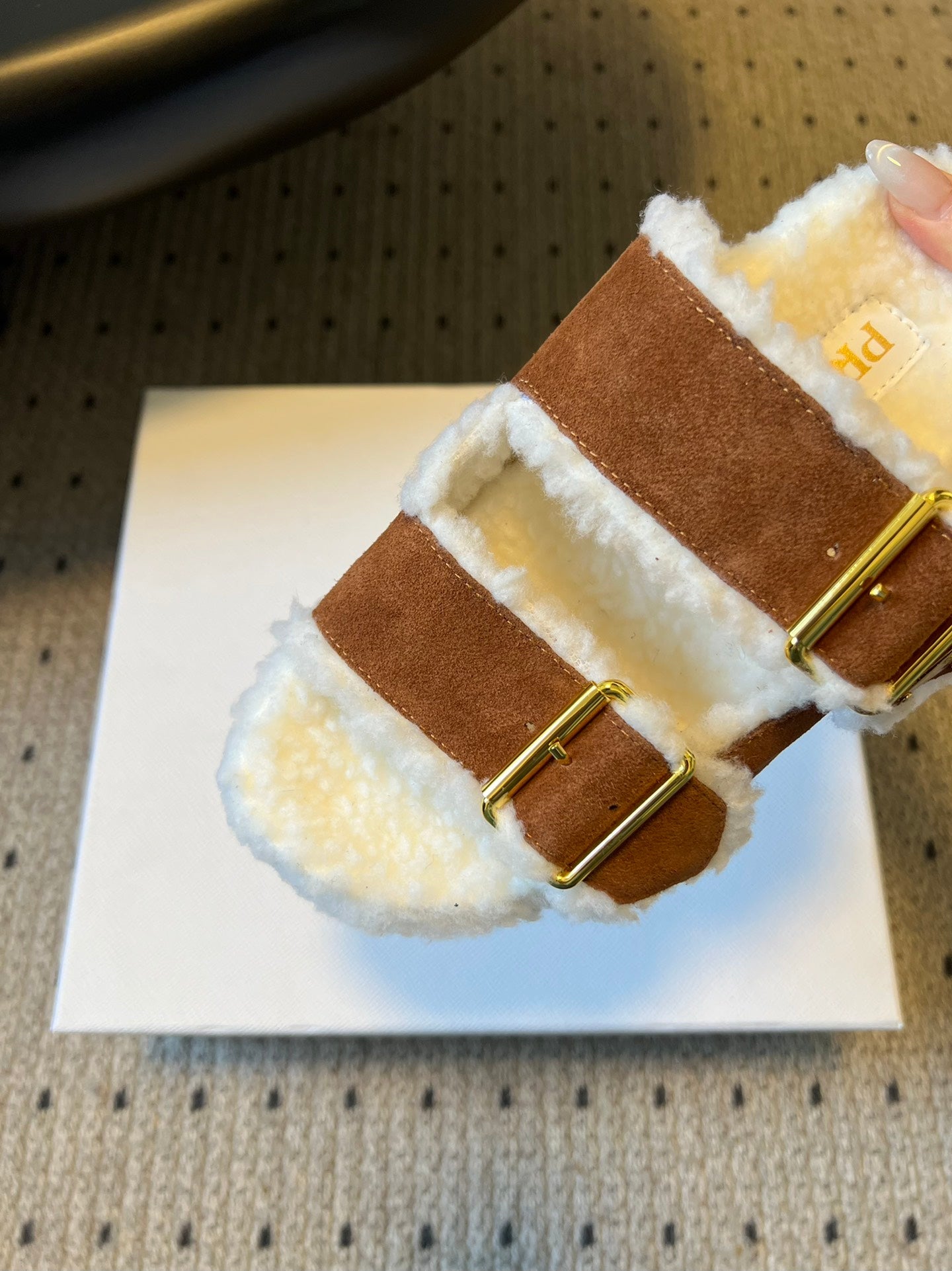 PRADA 25S TWO-STRAP SANDALS IN BROWN SUEDE AND WHITE SHEARLING WITH GOLD HARDWARE - 35