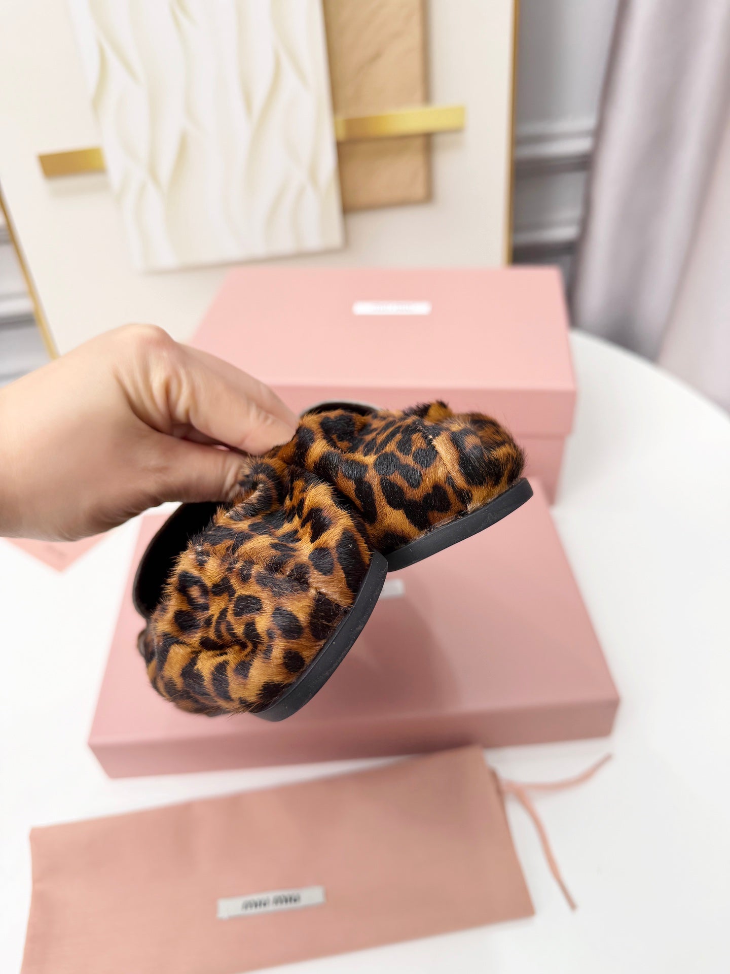 ЛОФЕРИ MIUMIU 26S RUCHES ЗІ ШКІРИ ПОНІ З ЛЕОПАРДОВИМ ПРИНТОМ