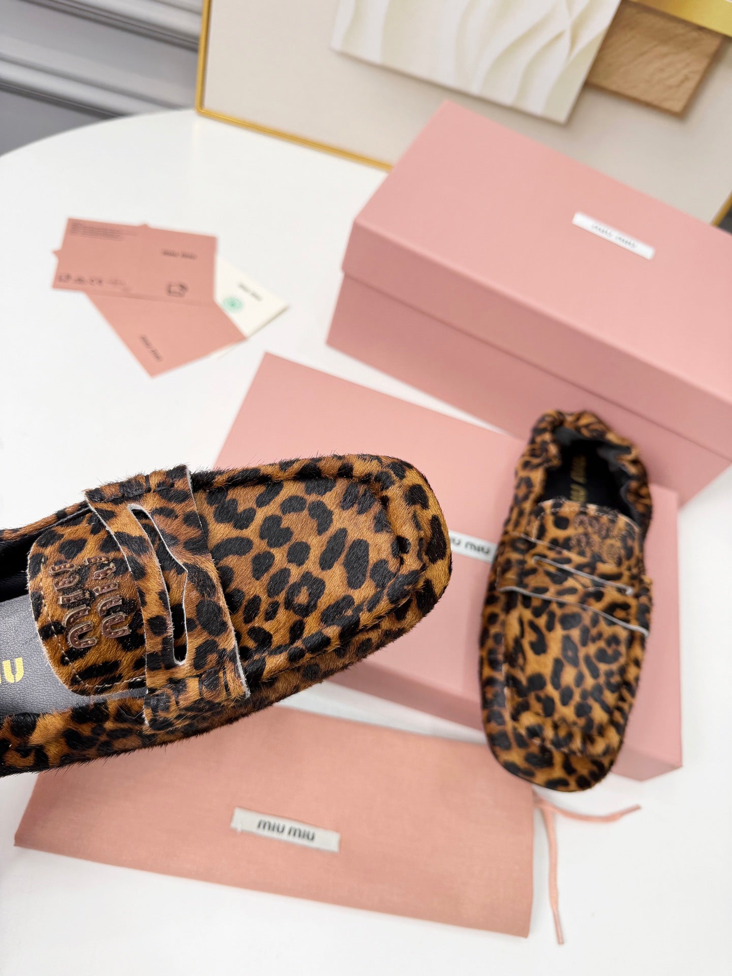ЛОФЕРИ MIUMIU 26S RUCHES ЗІ ШКІРИ ПОНІ З ЛЕОПАРДОВИМ ПРИНТОМ