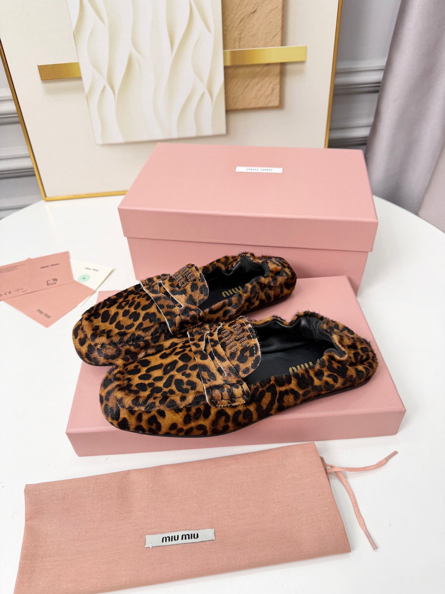 ЛОФЕРИ MIUMIU 26S RUCHES ЗІ ШКІРИ ПОНІ З ЛЕОПАРДОВИМ ПРИНТОМ