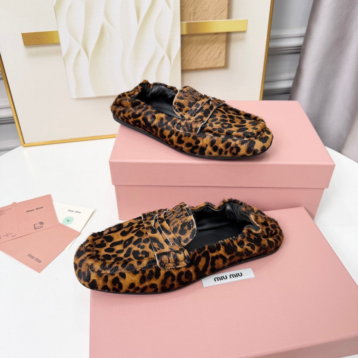 ЛОФЕРИ MIUMIU 26S RUCHES ЗІ ШКІРИ ПОНІ З ЛЕОПАРДОВИМ ПРИНТОМ