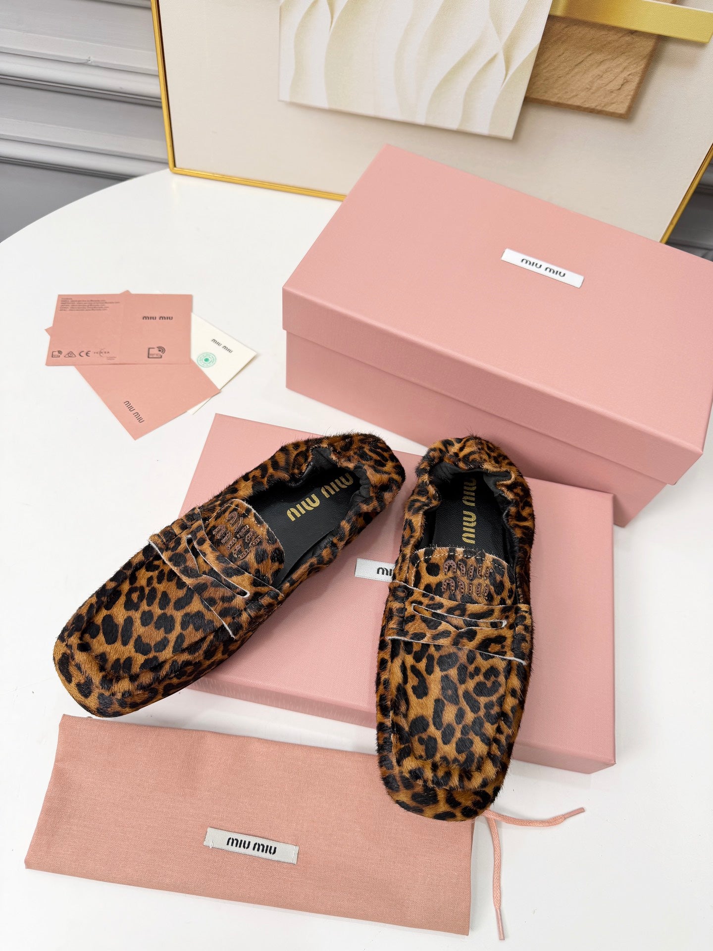 ЛОФЕРИ MIUMIU 26S RUCHES ЗІ ШКІРИ ПОНІ З ЛЕОПАРДОВИМ ПРИНТОМ