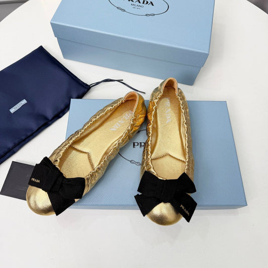 БАЛЕТКИ PRADA 26S ЗІ ШКІРИ ТЕЛЯТИ З БАНТОМ ЗОЛОТОГО КОЛЬОРУ