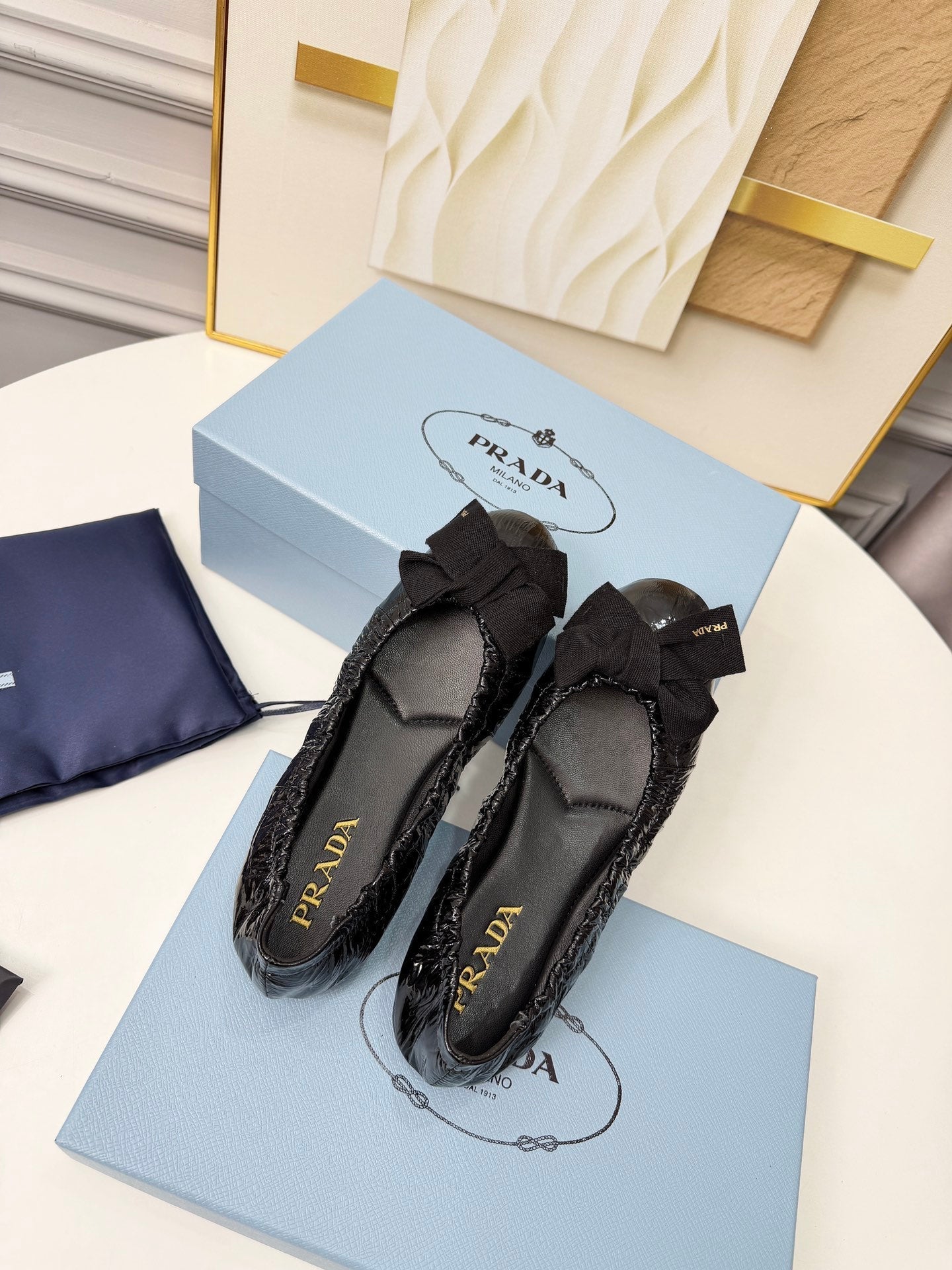 БАЛЕТКИ PRADA 26S З ЧОРНОЇ ТЕЛЯЧОЇ ШКІРИ З БАНТОМ