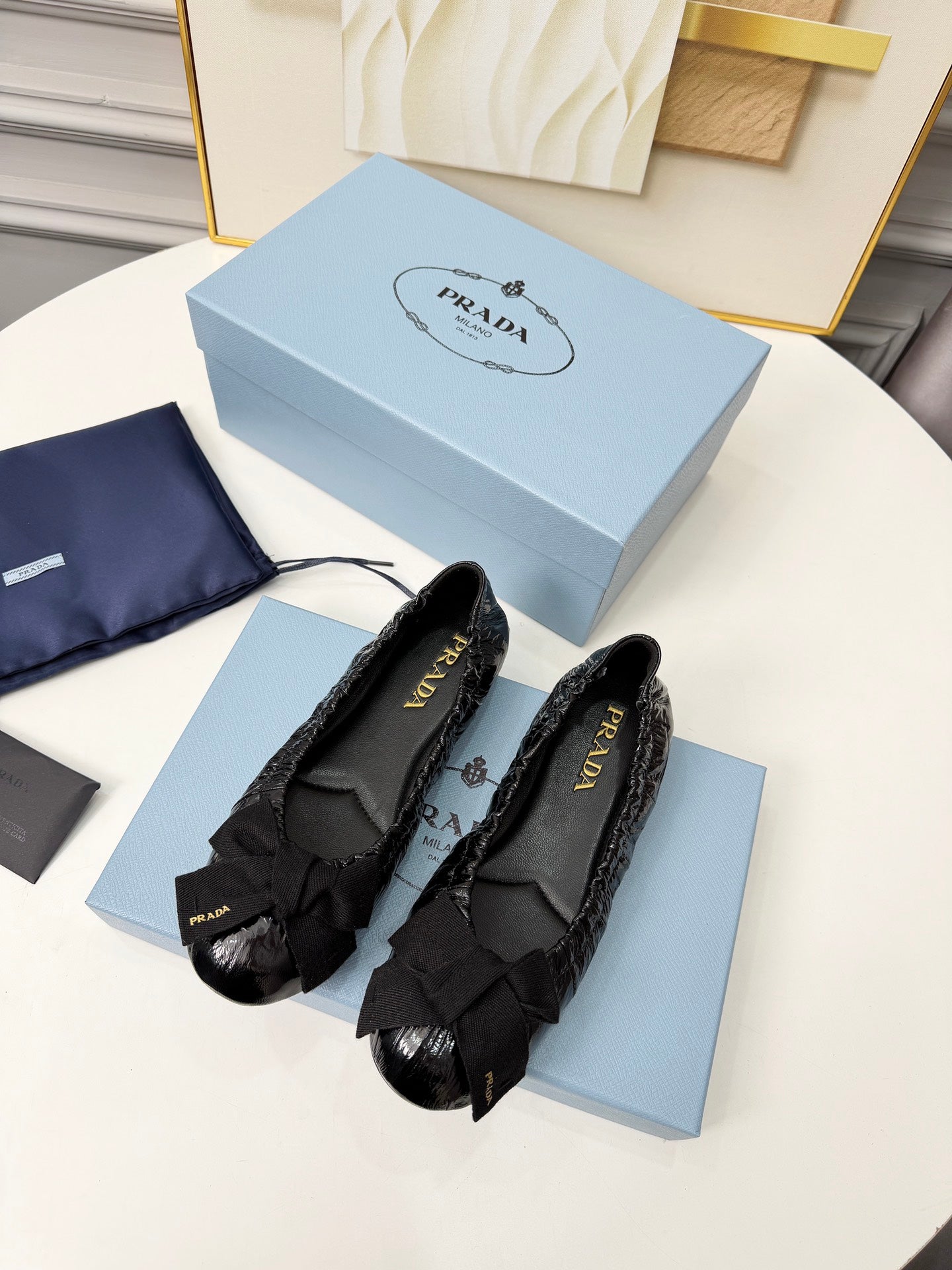 БАЛЕТКИ PRADA 26S З ЧОРНОЇ ТЕЛЯЧОЇ ШКІРИ З БАНТОМ