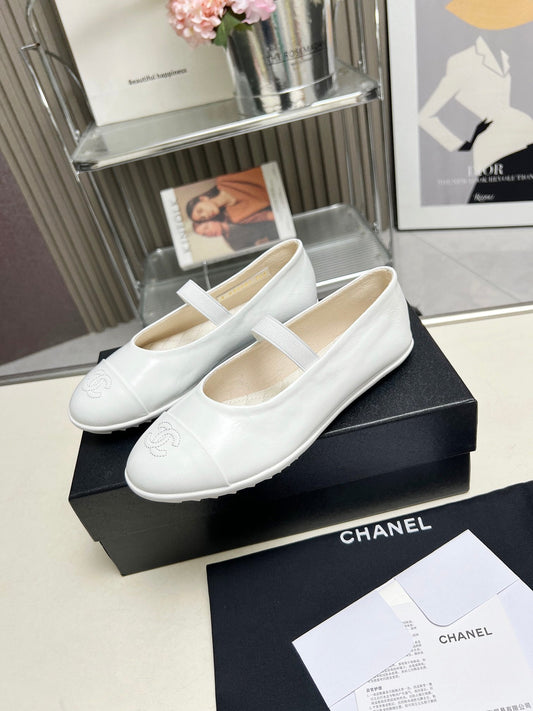 БАЛЕТКИ CHANEL 26S МЕРІ ДЖЕЙН З БІЛОЇ ТЕЛЯЧОЇ ШКІРИ