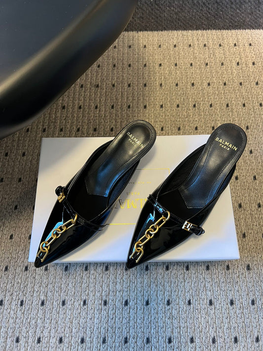 BALMAIN 26S GOLD CHAIN HIGH HEEL MULES 45 MM IN BLACK PATENT CALFSKIN
