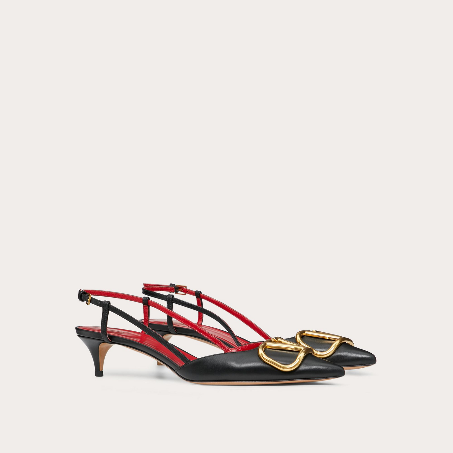 VLOGO SIGNATURE BLACK CALFSKIN SLINGBACK PUMP - 35 / 40 mm