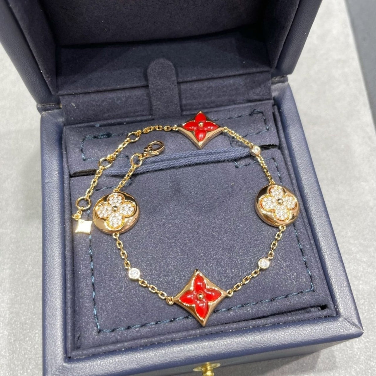 Louis Vuitton Color Blossom BB Multi-Pattern Bracelet Pink Gold QA5122