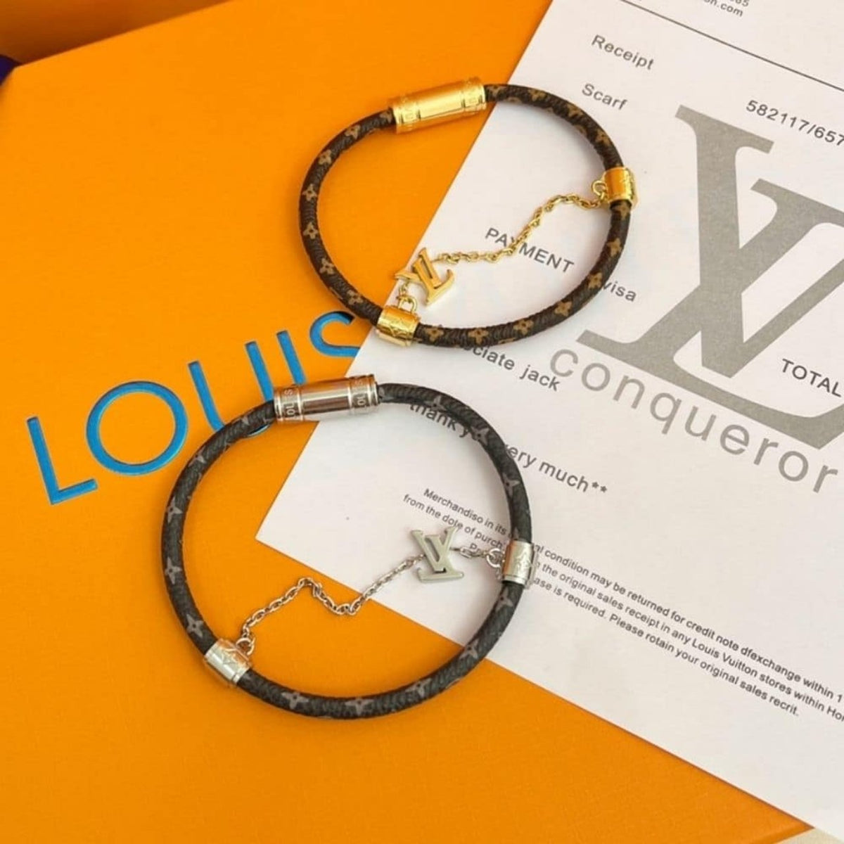 Louis Vuitton Chain It Bracelet Gold M8578E
