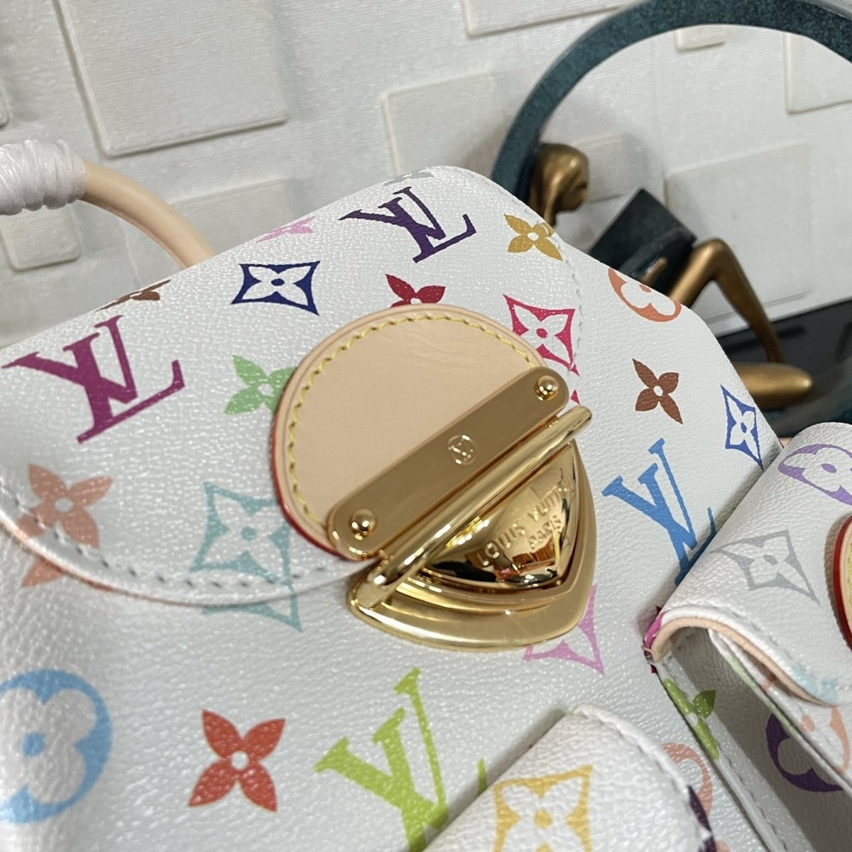 Super Vip 1:1 –  Louis Vuitton x Murakami Venice Backpack Multicolored White 20Cm M13081