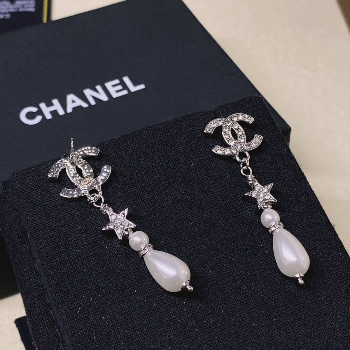 Chanel CC Crystal Star And Pearl Earrings Silver