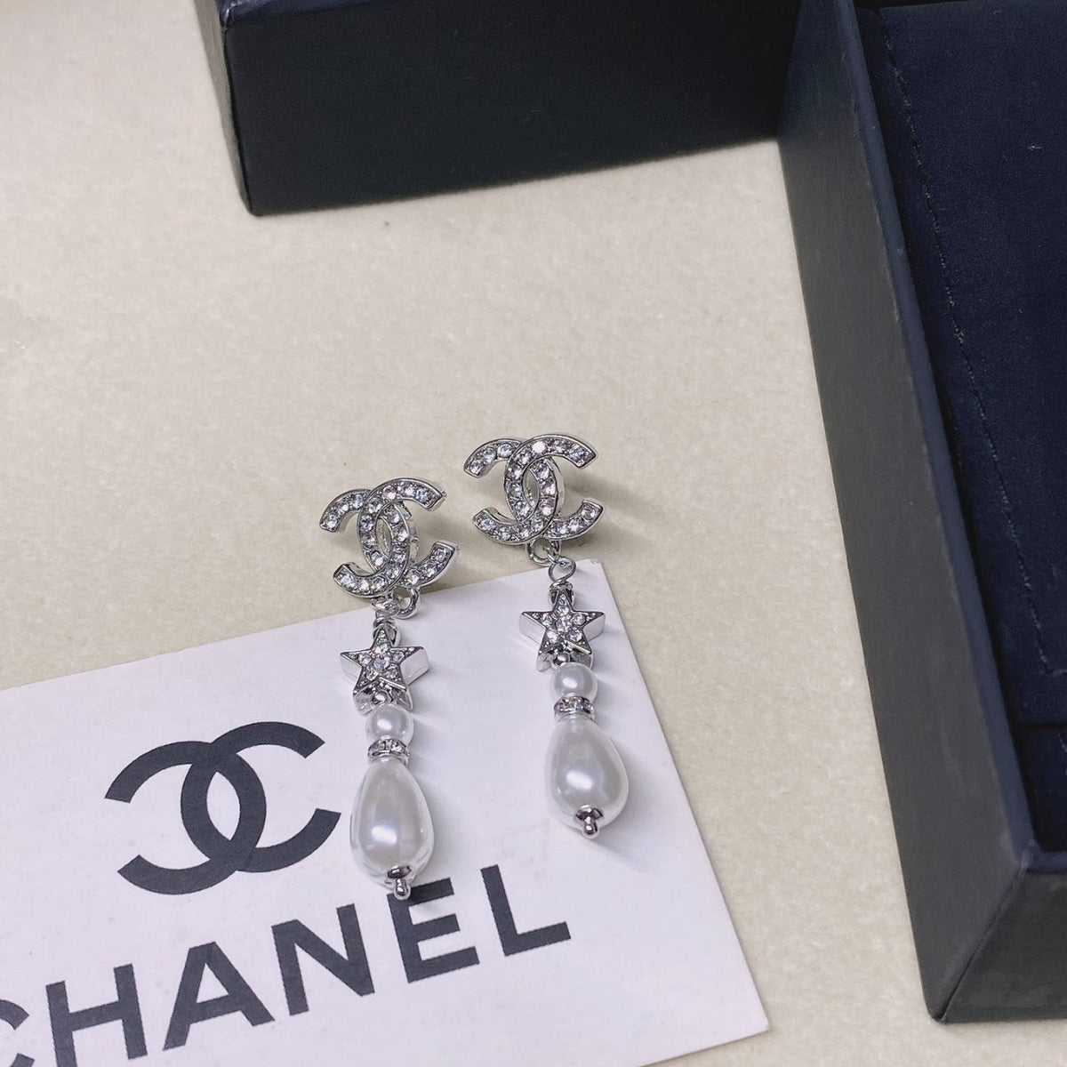 Chanel CC Crystal Star And Pearl Earrings Silver