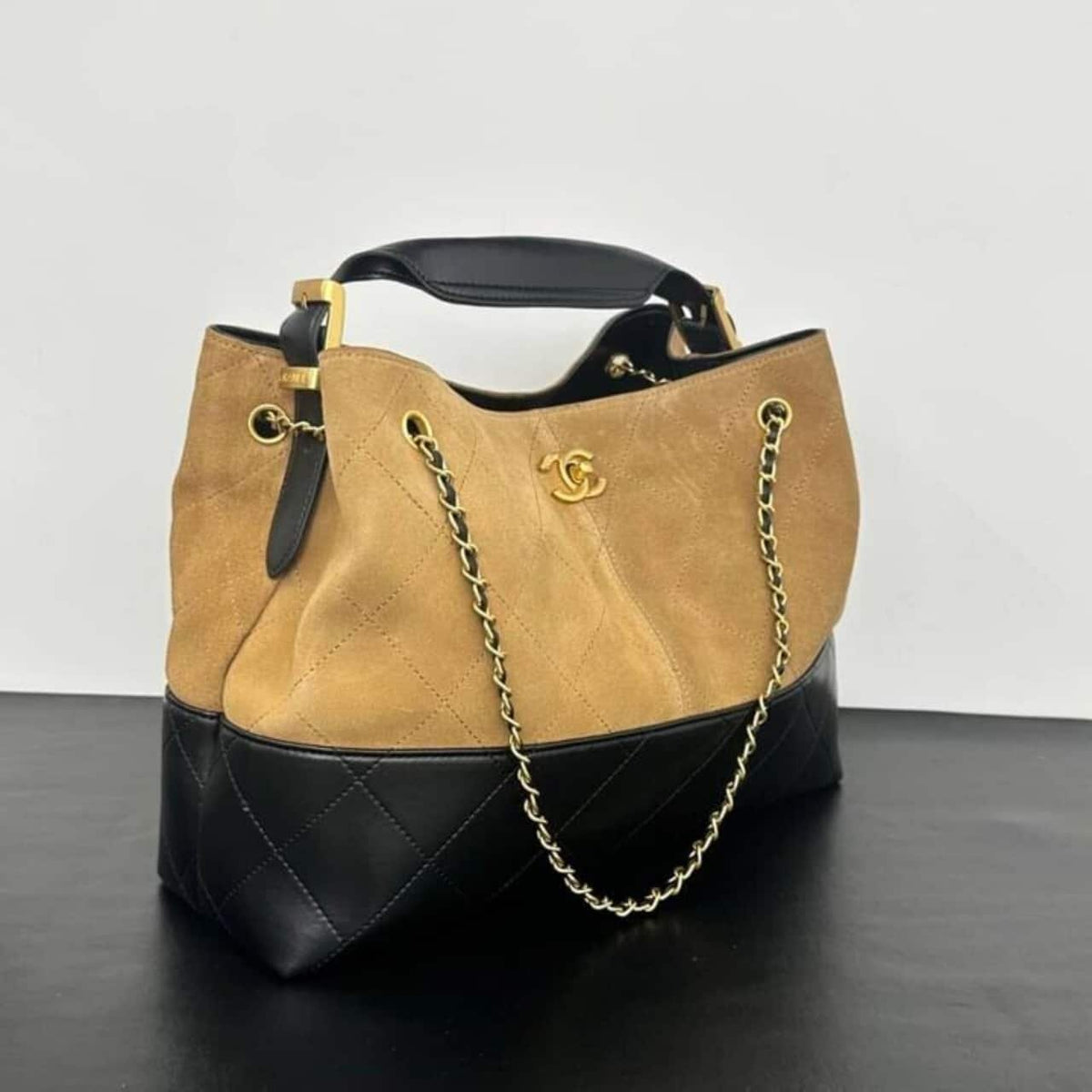 Super Vip 1:1 – Chanel Shopping Bag Gold Tone Mental Beige And Black 36Cm AS5657 B20827 U1536