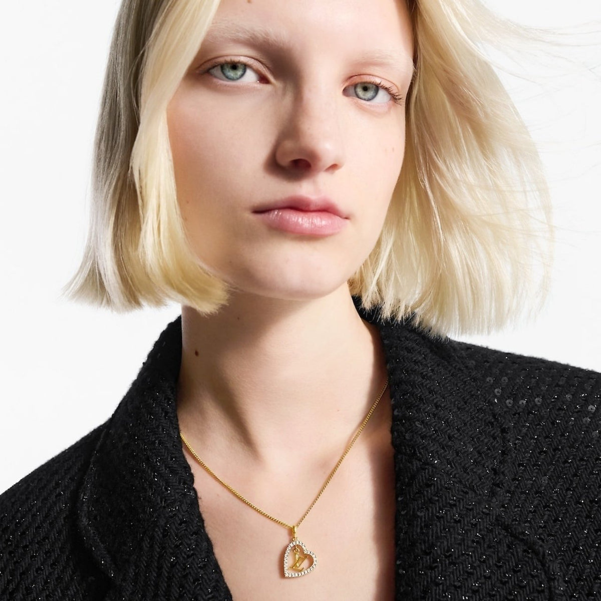 Louis Vuitton My LV Heart Necklace Gold M02389