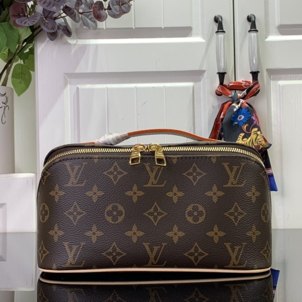 Super Vip 1:1 – Louis Vuitton Toiletry Bag Monogram Canvas Brown 24Cm M11750