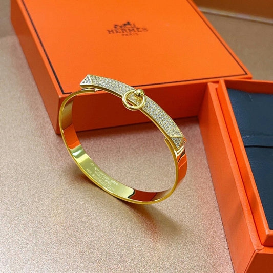 Hermès Collier de Chien Bracelet Gold H214444B 00ST
