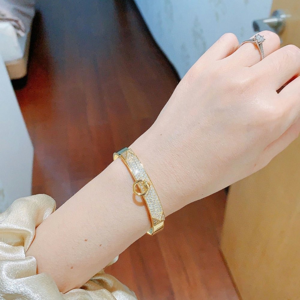 Hermès Collier de Chien Bracelet Gold H214444B 00ST