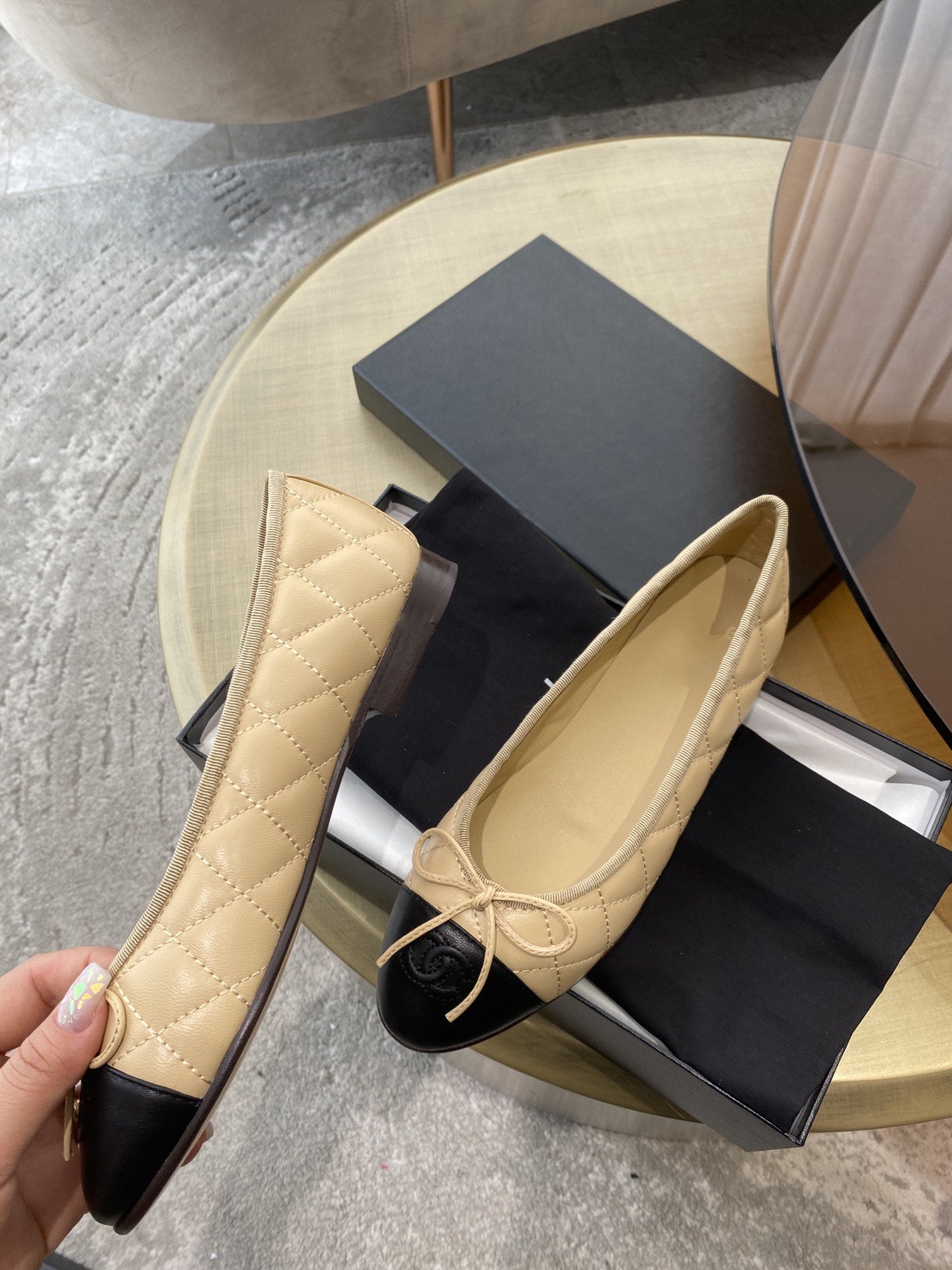 BALLET FLATS BEIGE BLACK QUILTED LAMBSKIN - 35