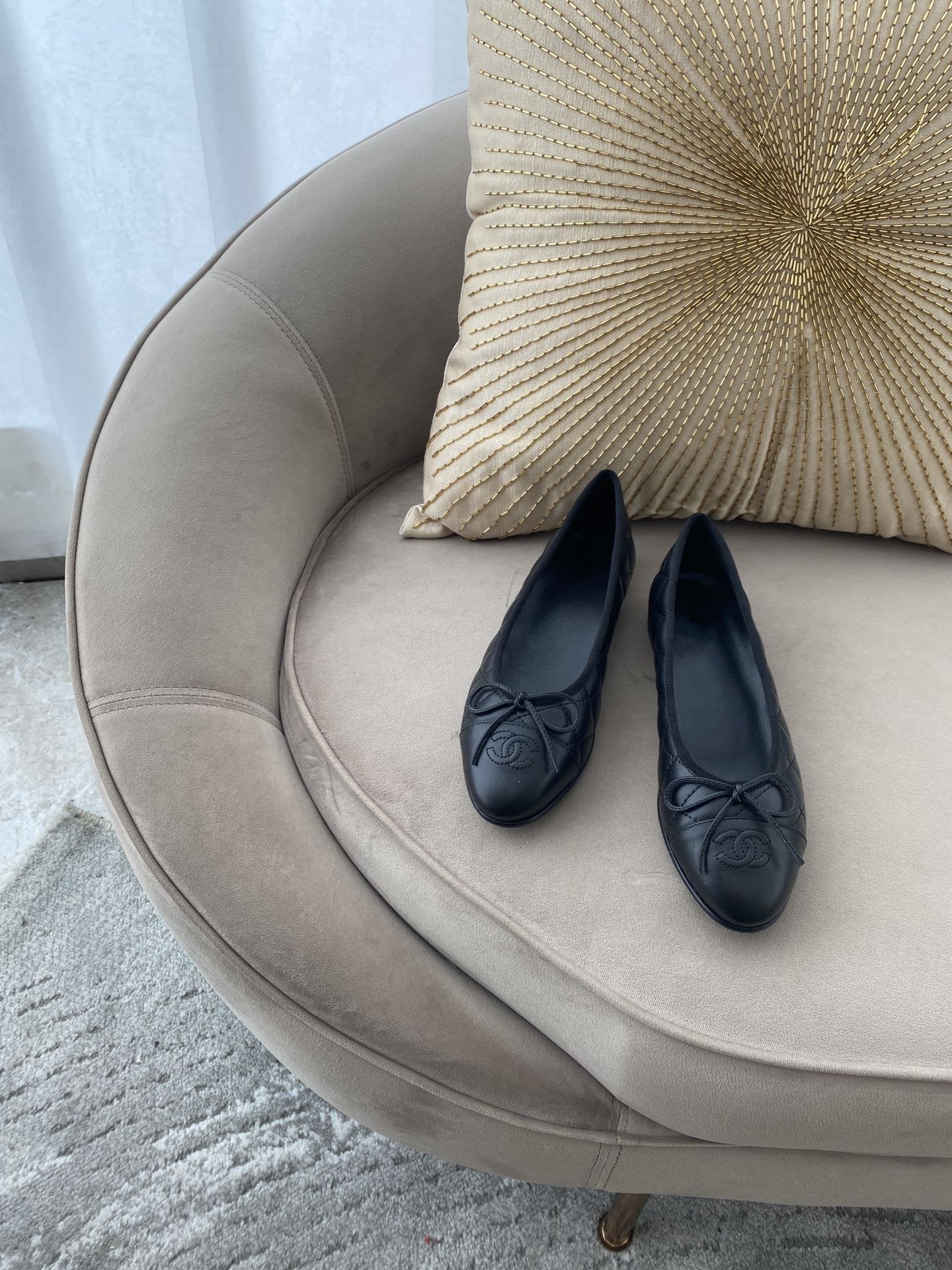 BALLET FLATS ALL BLACK QUILTED LAMBSKIN - 35