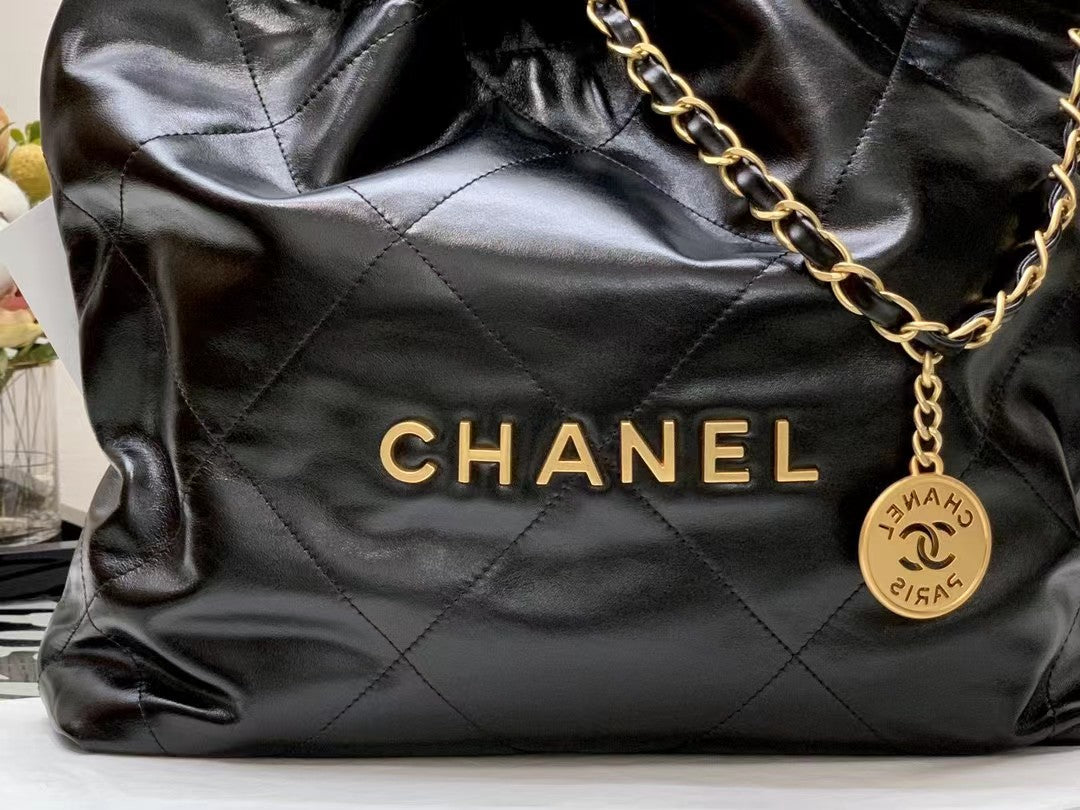 CC HOBO BAG 22 BLACK LAMBSKIN GOLD HARDWARE - 35cm