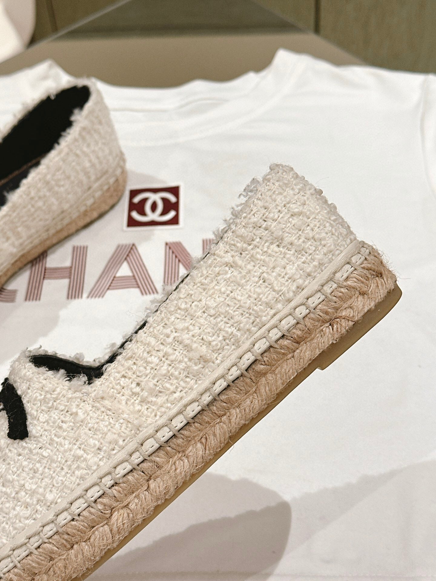 ESPADRILLES LOAFERS IN WHITE TWEED WITH BLACK LOGO - 34