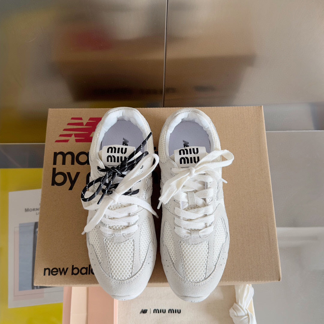 MIUMIU x NB White Sneakers 530 - 35