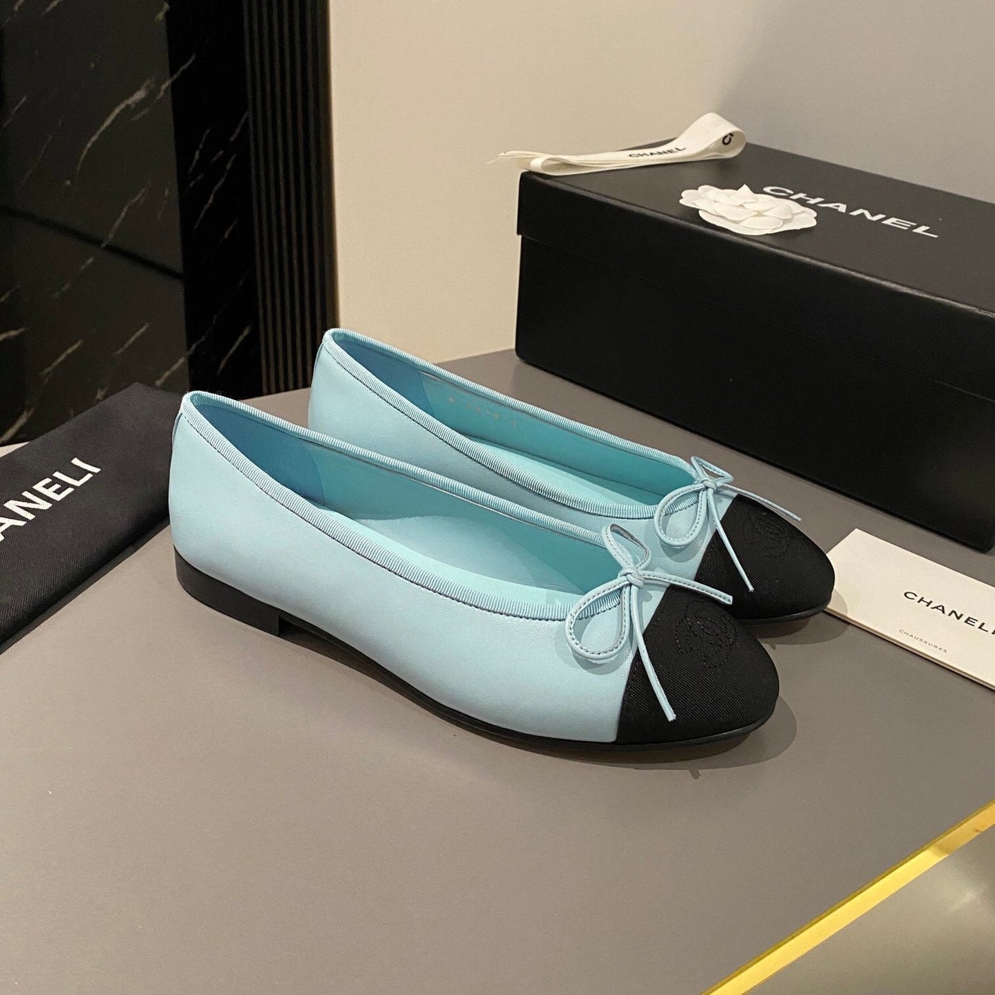 BALLET FLATS LIGHT BLUE BLACK LAMBSKIN - 35