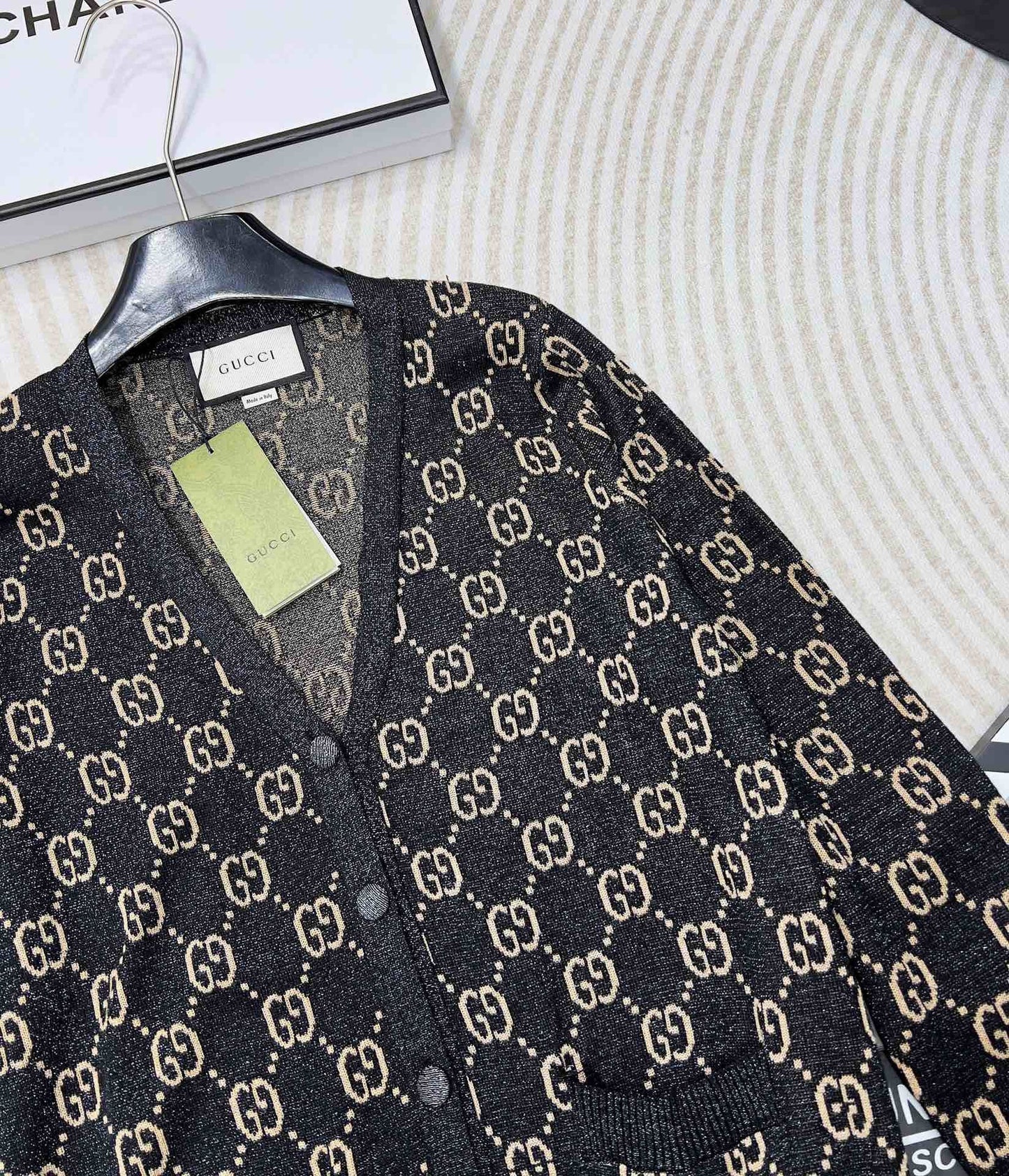 GG V-Neck Long Sleeve Cardigan Black Beige Monogram
