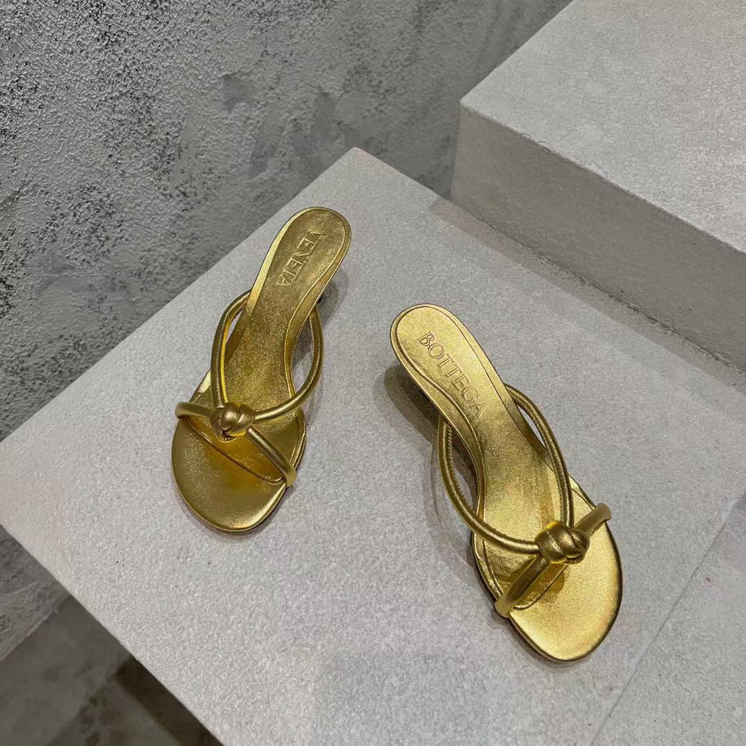BV HEELED SANDALS METALLIC GOLD LAMBSKIN - 35