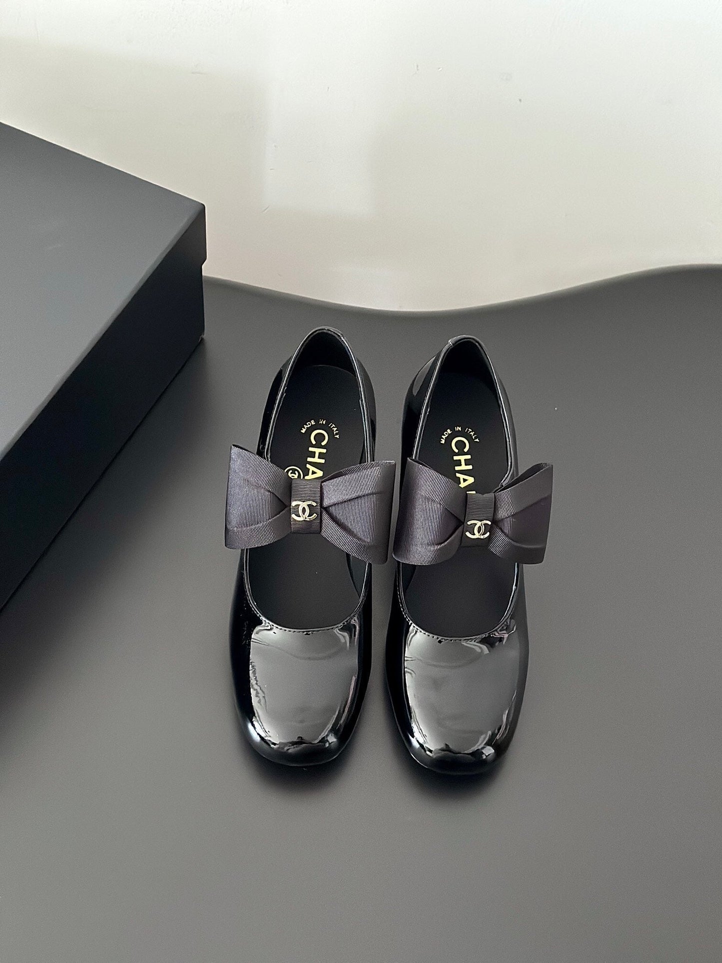 CC MARY JANE PUMPS PATENT CALFSKIN GROSGRAIN BLACK - 35