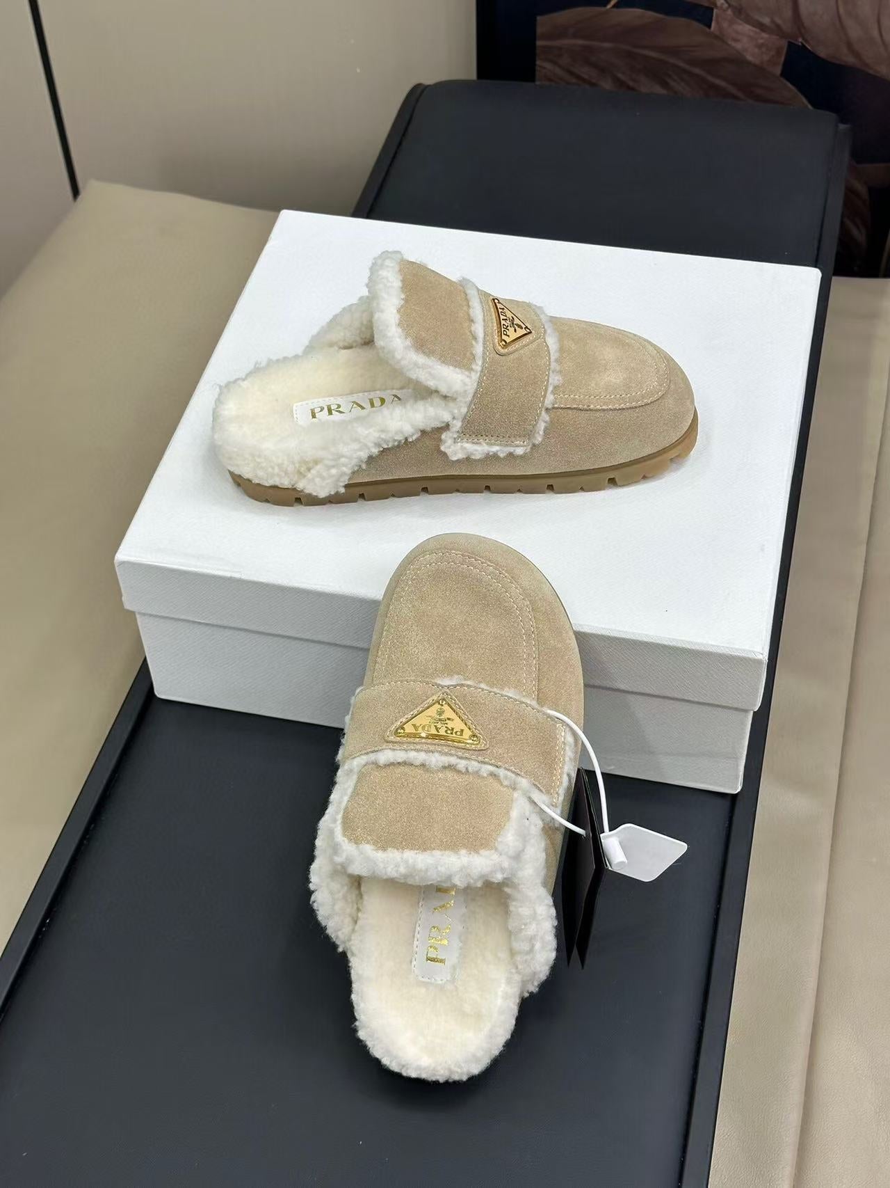 MULES SUEDE AND SHEARLING BEIGE - 35
