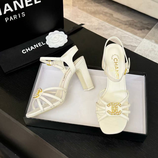 HIGHT SANDALS 2025 IN WHITE PATENT LAMBSKIN - 35