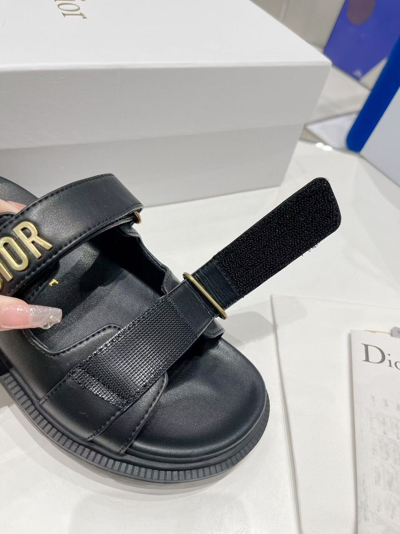 CD DIORACT SANDALS IN BLACK LAMBSKIN - 35