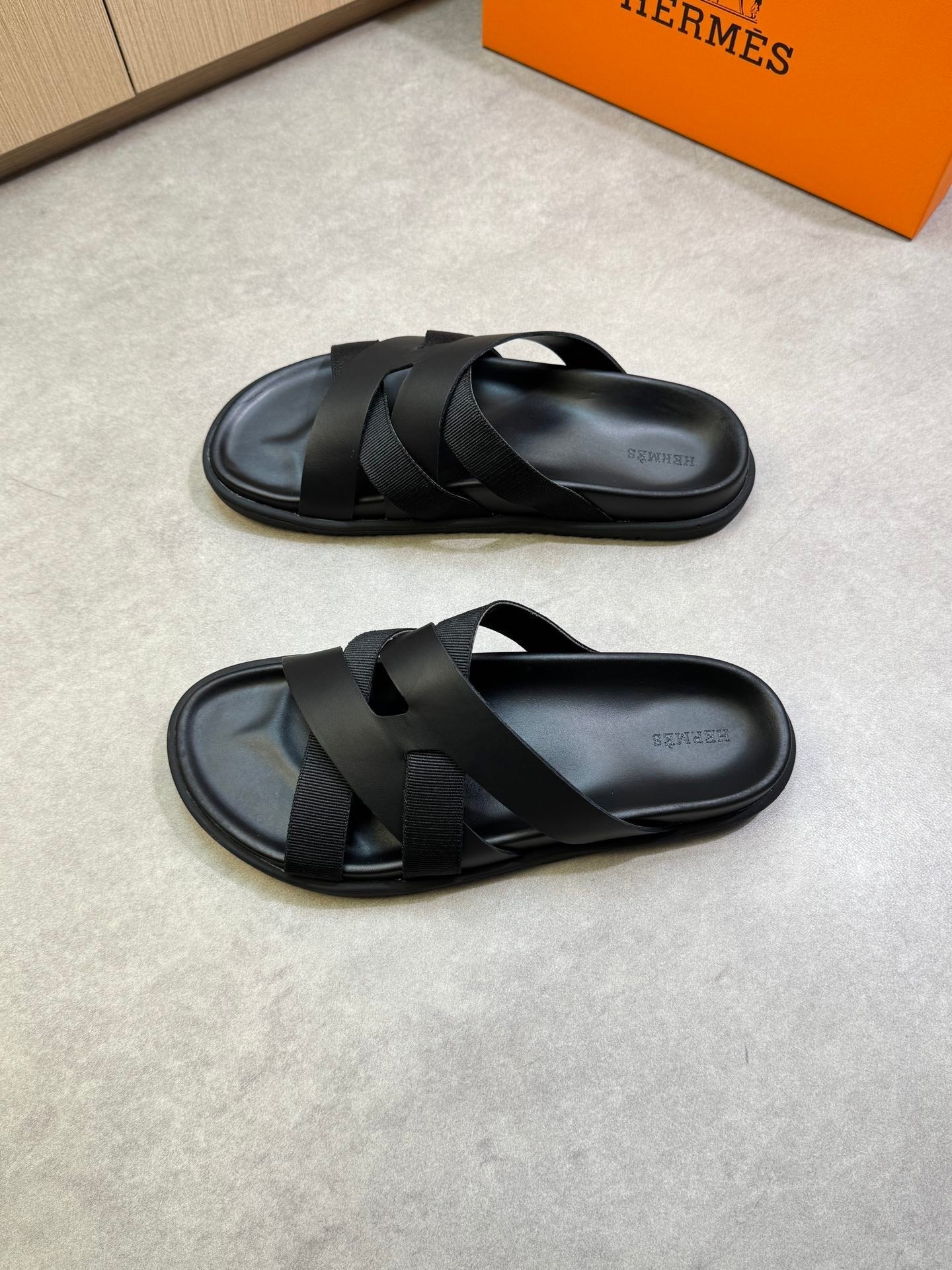 KAZIMIR SANDAL IN BLACK CALFSKIN AND CANVAS - 38